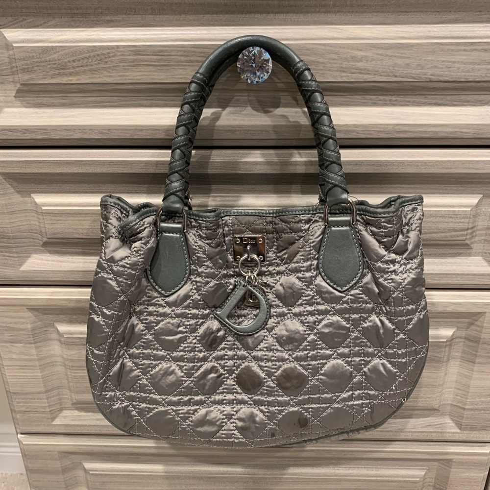 Dior purse